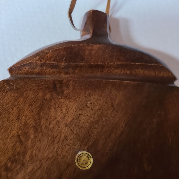 Vintage 60s Wooden Wall Hanging or Nut Tray - Picture 6 of 7